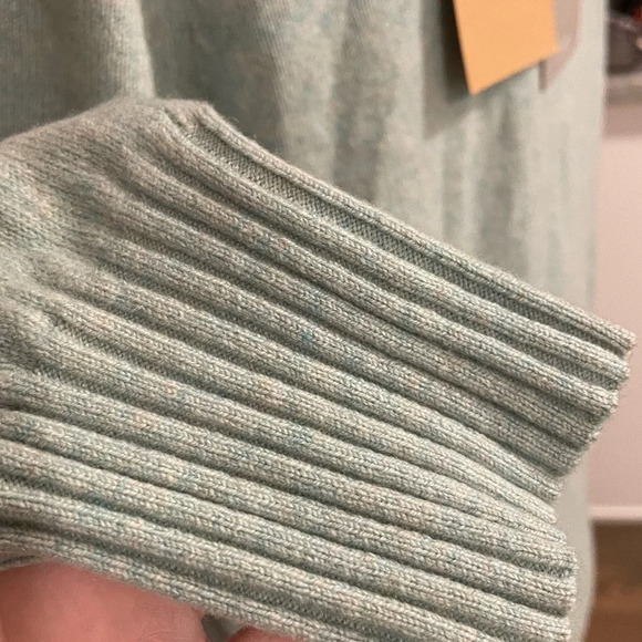 NWT Everlane Cashmere Wool Blend Crew Neck Sweater in Sea-foam green M - Picture 6 of 10